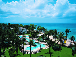 Almond Beach Village : Hotel  Barbade